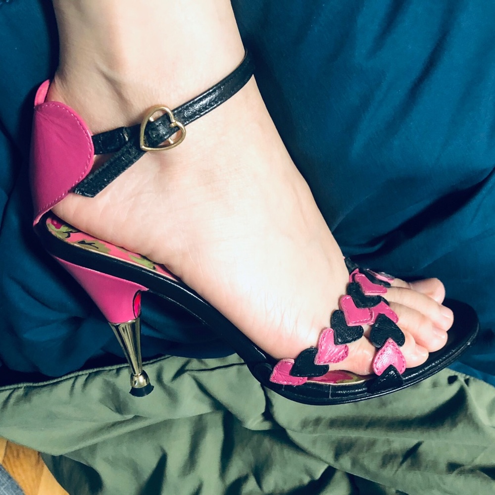 Betsey Johnson Vintage Heart Heels 💕💕